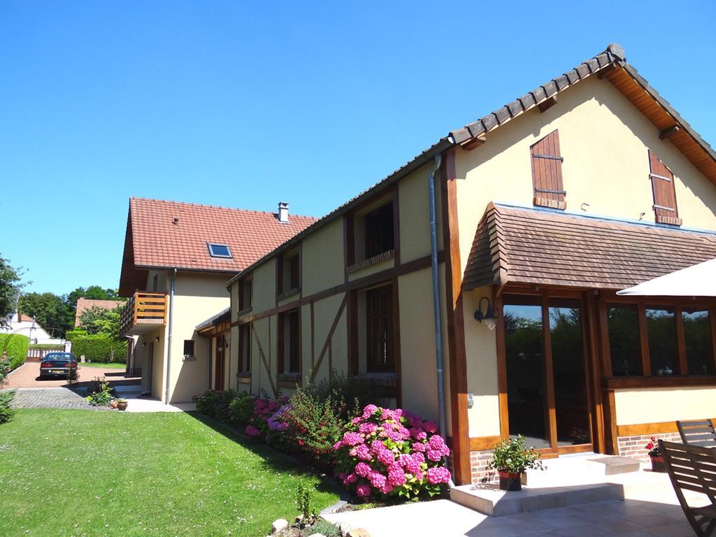 Le Chemin D'Ulphe Bed & Breakfast Boves Exterior photo